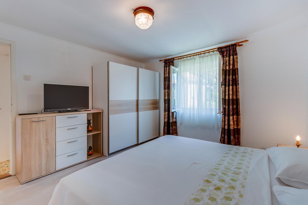 Apartments Ivna Veli Lošinj Екстериор снимка